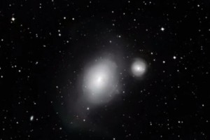 Galaktyki NGC 1316 i NGC 1317.jpg