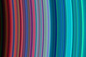 Pierścienie Saturna sfotografowane przez sondę Cassini.jpeg