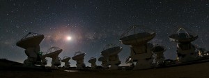 Zlokalizowany w Chilijskich Andach interferometr ALMA.jpg