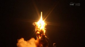 Eksplozja rakiety tuż po starcie w ośrodku badań NASA w Wallops w stanie Wirginia.jpg