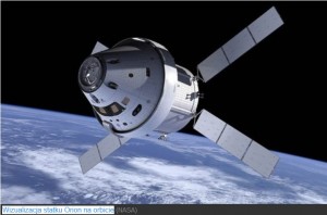 Wizualizacja statku Orion na orbicie.jpg
