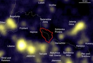Mapa zanieczyszczenia świetlnego w rejonie Hali Izerskiej..jpg