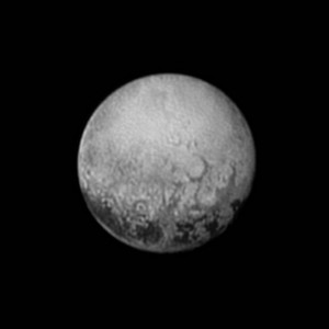 Tajemnica ciemnych plam na Plutonie.jpg
