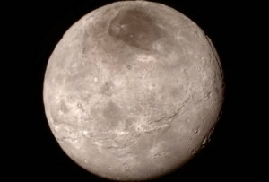 Pluton może odzyskać rangę planety.jpg