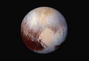 Pluton (i nasza wiedza o nim) nabiera kolorów.jpg