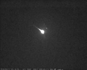 Nad Wielką Brytanią widziano przelot sporego świecącego na zielono meteoru4.jpg