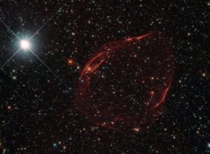 Kosmiczny Teleskop Hubble a bada gwiezdne odłamki.jpg