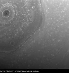 Cassini dostarczyła nam niesamowite zdjęcia Saturna 3.jpg