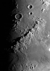 xArchimedes,Aristillus,Autolycus i Apeniny_2_2.06.2017r_21.29_TS152F2270_ASI120M_H-alpha35nm_105%....jpg