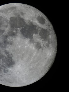 Księżyc 30.09.2012_SW90F1800_50%.jpg
