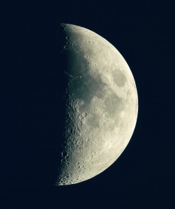Księżyc 21.10.2012_ED80F1200_75%..jpg