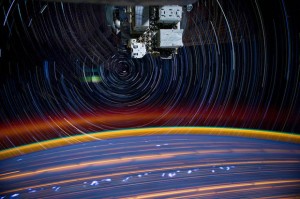 star-trails-seen-from-space-iss-nasa-don-pettit-3-620x413.jpg